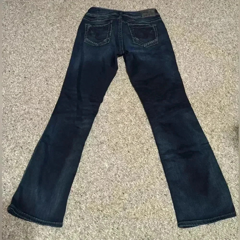 Silvers Suki Mid Rise Slim Bootcut Jeans - Picture 2 of 8